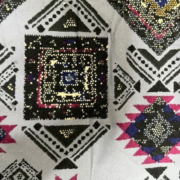 LuLaRoe One Size Leggings - Picture 3 of 5